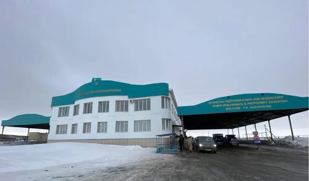 Казахстан продолжает расширять электронную очередь на границе с Россией.